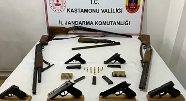 Kastamonu'da silah kaçakçılığı operasyonunda 7 zanlı yakalandı