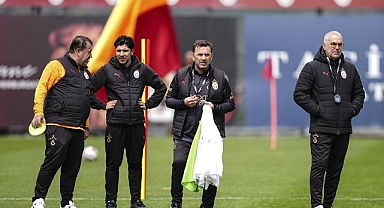 Lider Galatasaray'da coşkulu antrenman