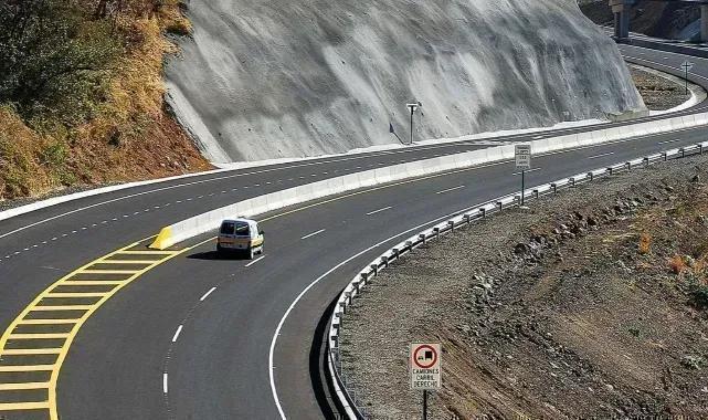 Sürücüler Dikkat! Karayollarında Yapım Çalışmaları Sürüyor: İşte Kapalı ve Kontrollü Yollar