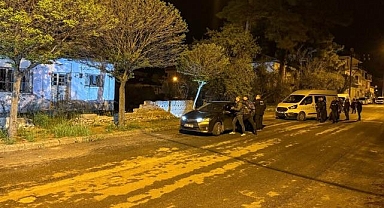 Uşak'ta polis ekibine silahlı saldırı