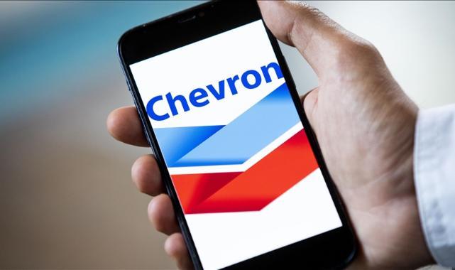 ABD'li enerji şirketleri ExxonMobil ile Chevron'un karı azaldı