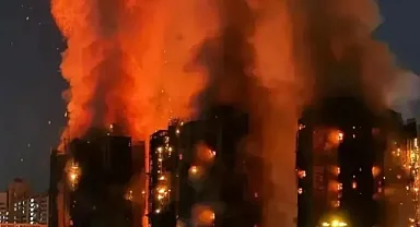 Çin'in Hunan eyaletinde bir apartmanda çıkan yangında 5 kişi yaşamını yitirdi