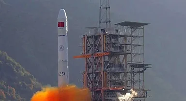 Çin, Tiencou-10 kargo mekiğini uzay istasyonuna yolladı