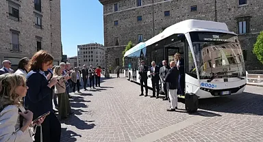 Karsan hidrojenli araç teslimatlarına İtalya ile devam etti
