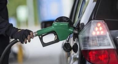 Motorine Yeni Zam Yolda: Tarih Netleşti, Akaryakıtta Fiyat Alarmı!
