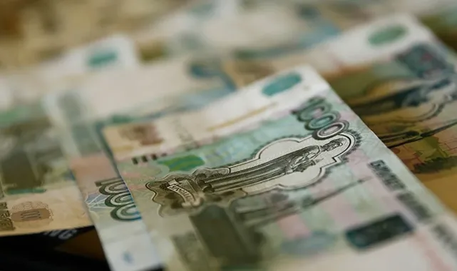 Rusya döviz ve altın alımına yeniden başlayacak