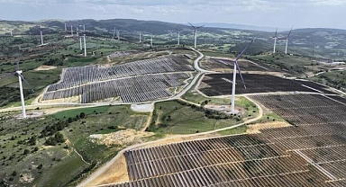 Küresel Yenilenebilir Enerji Kurulu Gücü 5 Teravatı Aştı: 2030 Hedefinin Yarısına Yaklaşıldı