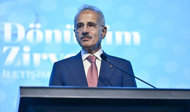 Ulaştırma ve Altyapı Bakanı Abdulkadir Uraloğlu,
