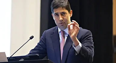 Yeni Fed Başkanı Kevin Warsh'ın İlk Faiz Sınavı: Küresel Piyasalar Kritik Mesajlara Kilitlendi