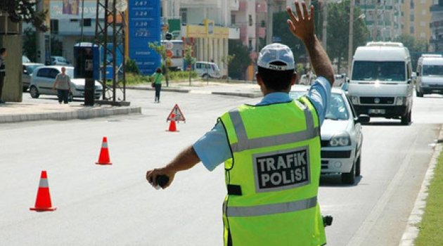 81 ilde trafik denetimi! Sürücülere ceza yağdı…