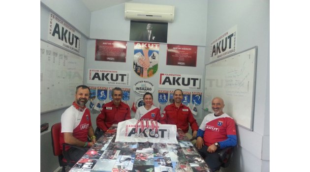 AKUT Sporcusu Gülçin Güreşçi, Balkan rekoru kırdı