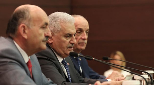 Bakan Müezzinoğlu: Hak-İş’le de imzaları atacağız