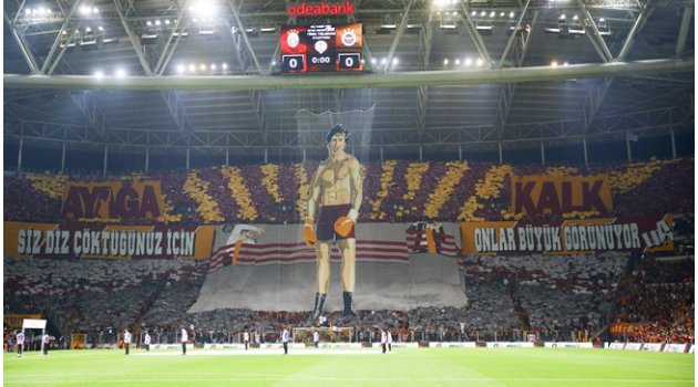 Derbi koreografisine soruşturma talebi