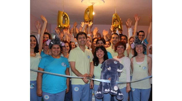 DÜNYA DEĞİŞİM AKADEMİSİ 18. MERKEZİNİ İZMİR BUCA’DA AÇTI!
