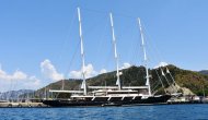 Dünyanın en büyük yelkenlilerinden 'EOS' Marmaris'te
