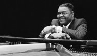 Efsane müzisyen Fats Domino hayatını kaybetti