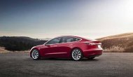 Elon Musk, Tesla Model 3 için hedefi tutturamadı