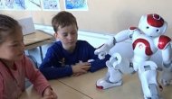 Finlandiya'da robot öğretmen ders başı yaptı