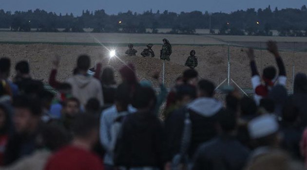 İsrail askerleri 2 Filistinliyi öldürdü