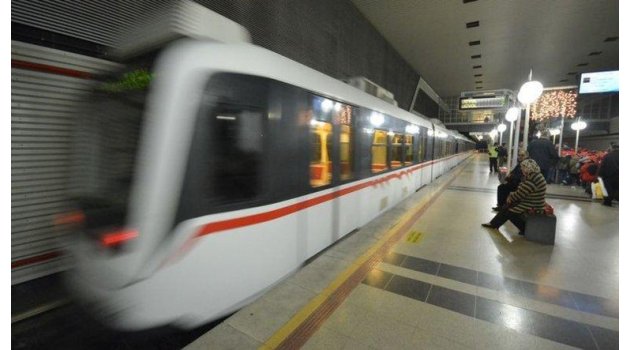 İzmir Metrosu için 15 firma yarışıyor