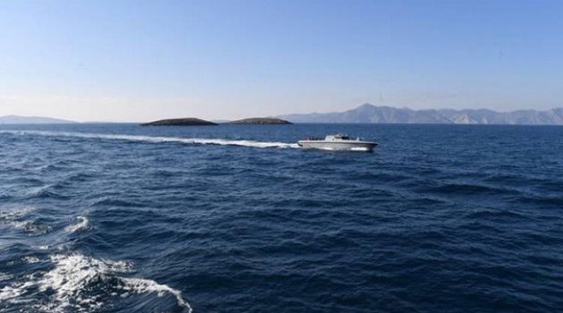 Kardak'a gitmek isteyen Yunan gazeteciye engeli