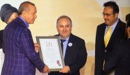 Kızılay'a yardım yapanlar onurlandırıldı