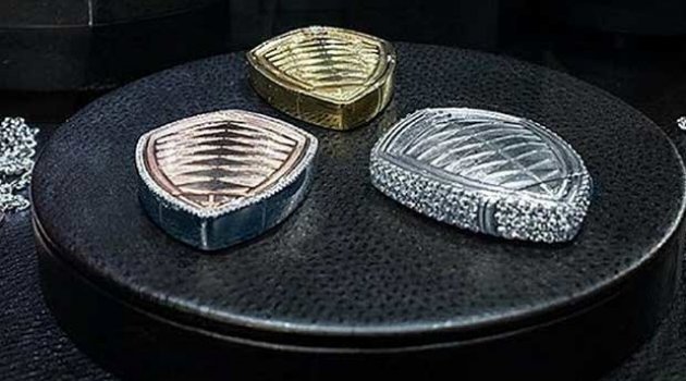Koenigsegg'in yeni modeli Agera R’ın binlerce dolarlık anahtarı