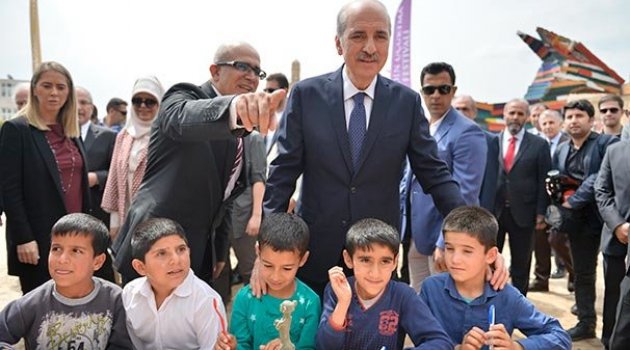 Kurtulmuş: Dünya büyük bir kaosa doğru sürükleniyor