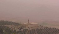 Mardin'de göz gözü görmüyor, jandarma helikopteri zorunlu iniş yaptı