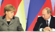 Putin Merkel ile Suriye’yi görüştü