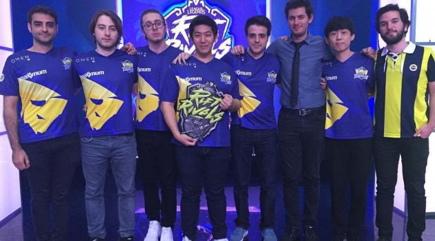 RIFT RIVALS’TA ŞAMPİYON