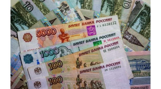 "RUBLE'NİN GÜÇLENMESİ TÜRKİYE'YE YARAYACAK"