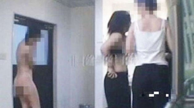 Spor salonunda akılalmaz olay! Gizlice fotoğraf çekip...