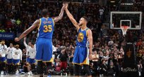 2017 NBA Finallerinin 4. Maçında Golden State Warriors tarih yazmaya hazırlanıyor