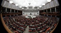 "Anayasa değişiklik uyum paketi" komisyondan geçti