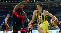 Fenerbahçe'den müthiş geri dönüş