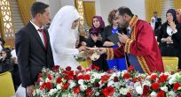 İlk kez bir müftü resmi nikah kıydı
