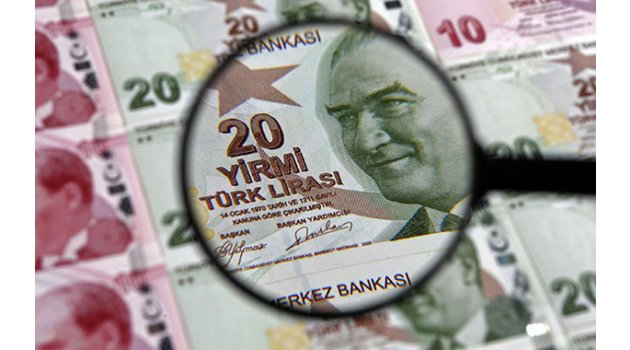 TL’nin hızlı değer kaybı ve enflasyondaki kısıtlı düşüş şaşırttı