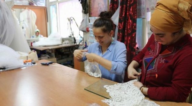 Trabzon’dan gelinlik ihracatı