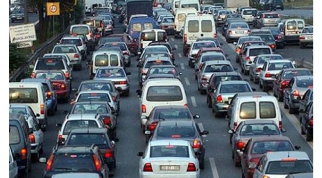 Trafiğe kayıtlı araç sayısı patladı