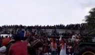 Tribün çöktü: 5’i ağır 17 yaralı
