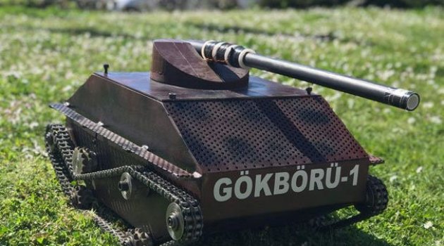 Üniversiteli öğrencilerden insansız tank aracı