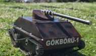 Üniversiteli öğrencilerden insansız tank aracı