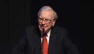 Warren Buffett servetini bağışlamaya devam ediyor